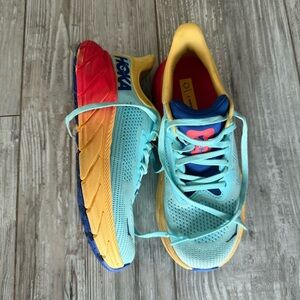 HOKA Women's Arahi 7 Wide